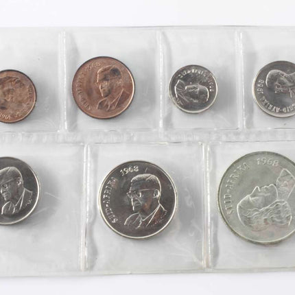 1968 Afrikaans Suid Africa (UNC) Uncirculated Mint Pack Set (Silver R1) * **Mintage ONLY 20,100**