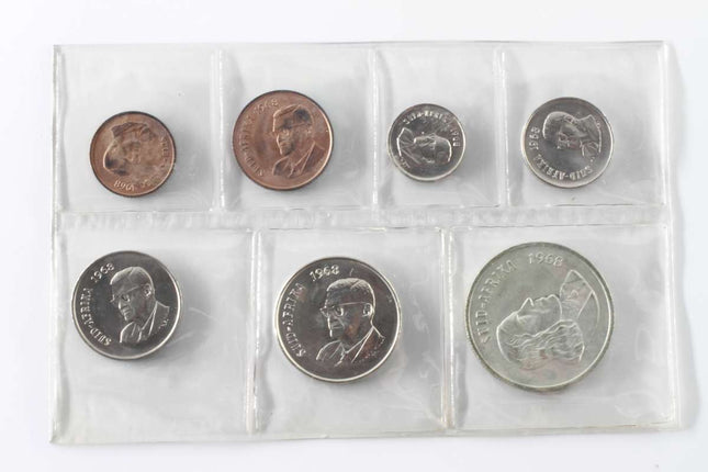 1968 Afrikaans Suid Africa (UNC) Uncirculated Mint Pack Set (Silver R1) * **Mintage ONLY 20,100**